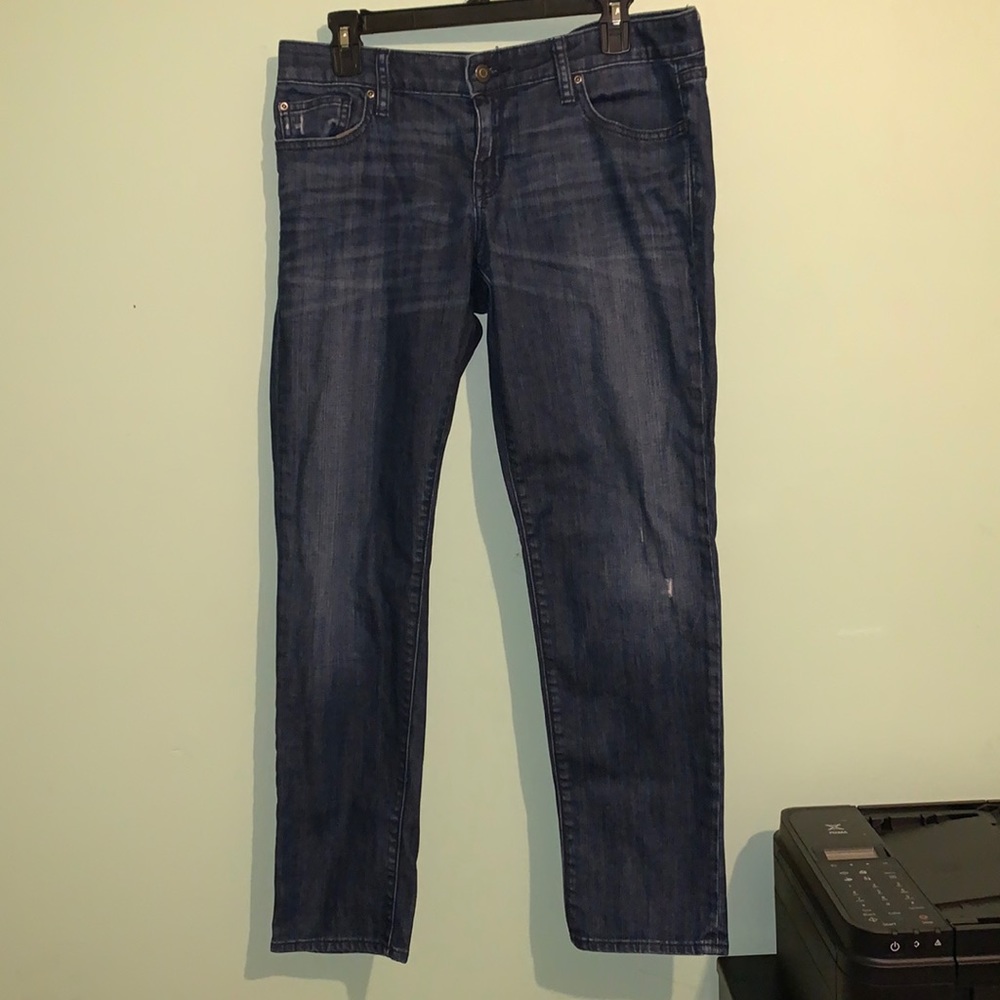 Brand Gap1969. Size 30/10. Color Blue jean